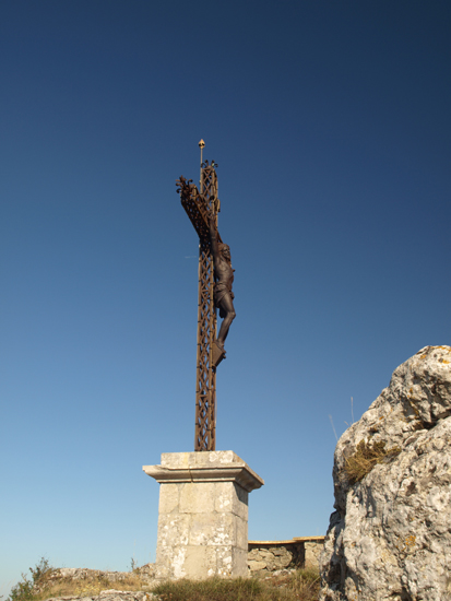 Crucifix above Le Caylar